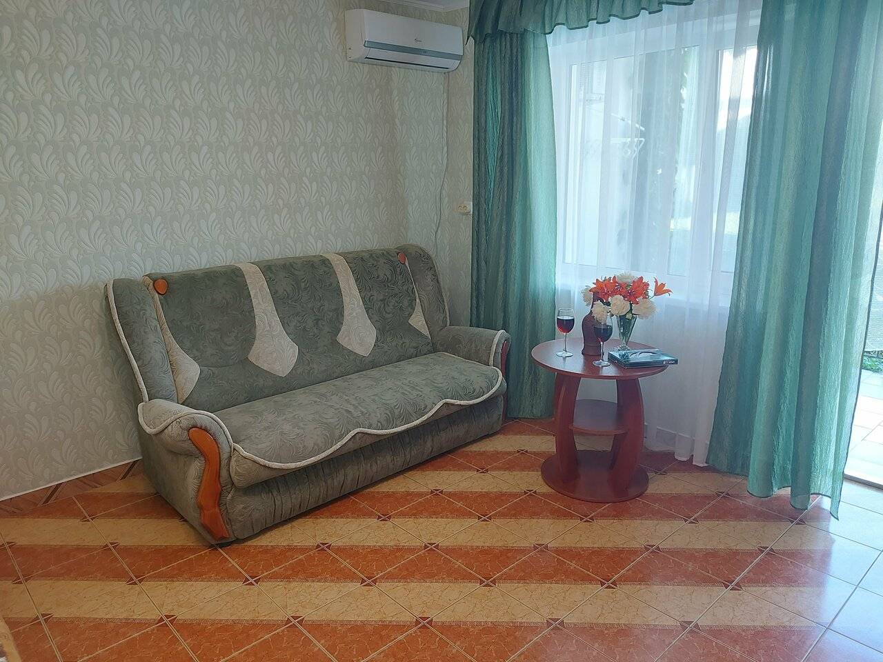 Фото Гостиницы Парадиз Николаевка 109