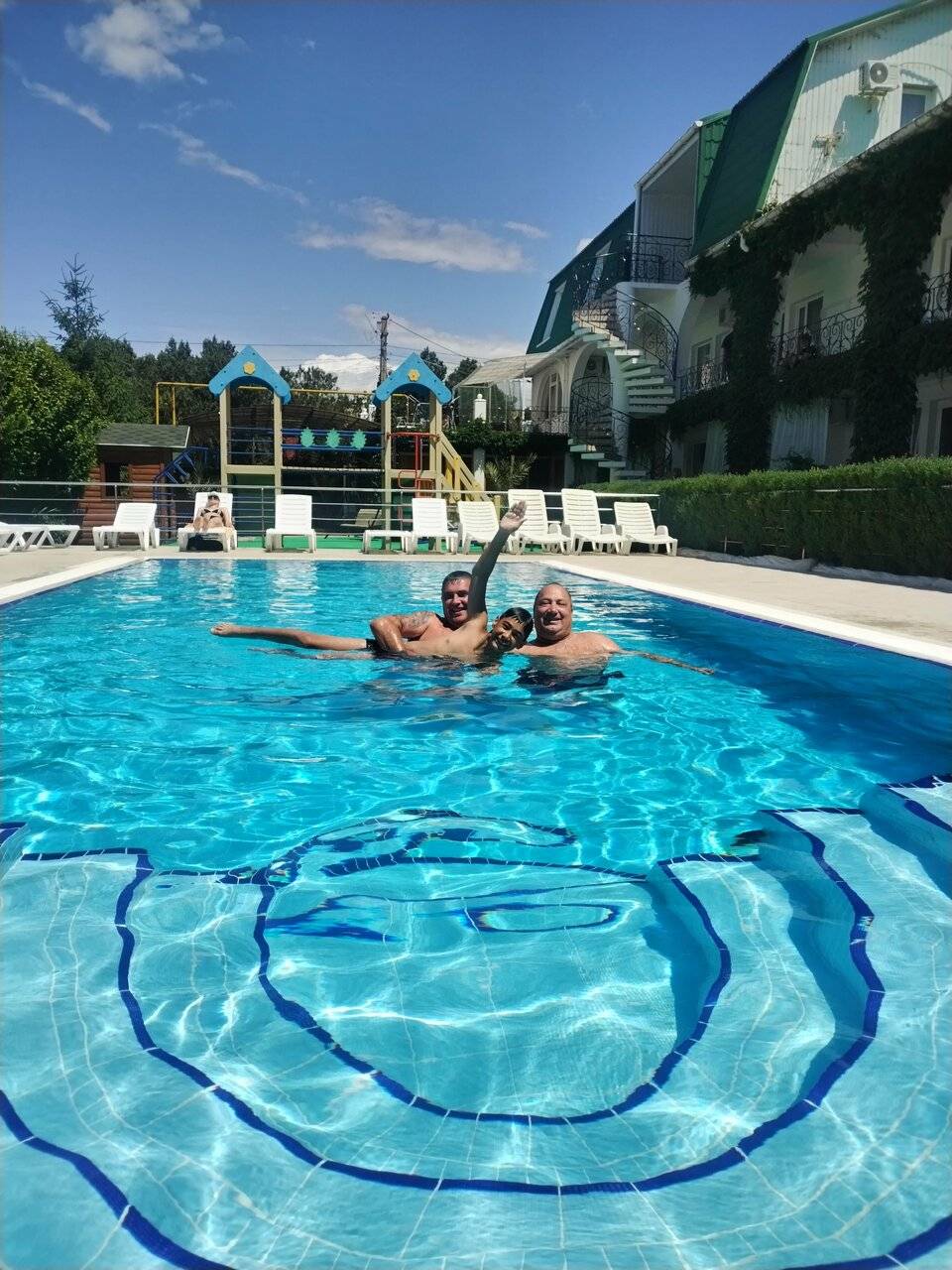 Фото Гостиницы Парадиз Николаевка 168