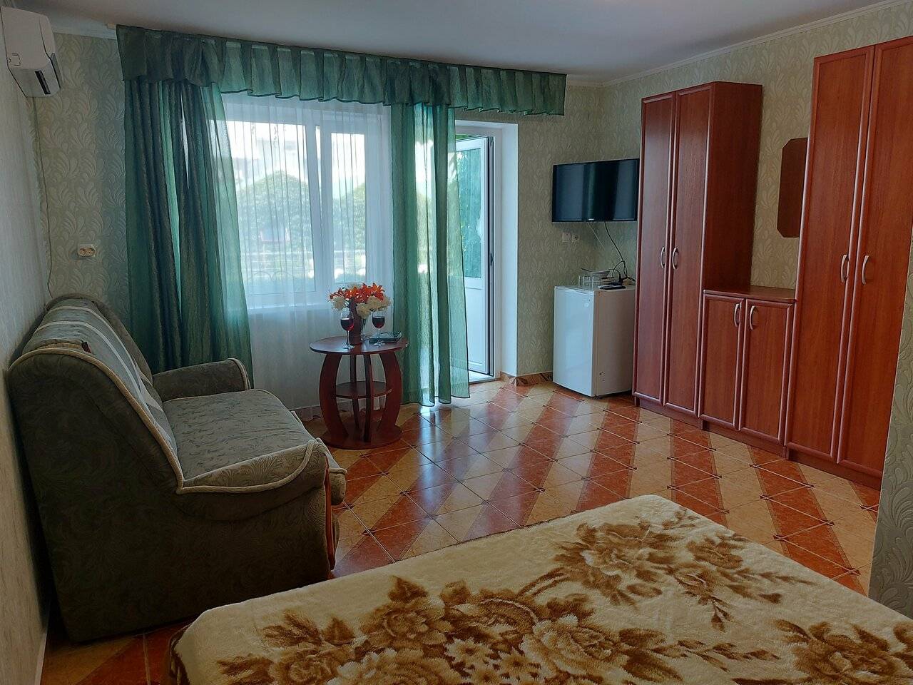 Фото Гостиницы Парадиз Николаевка 146